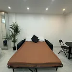 Studio Aux Portes De Paris